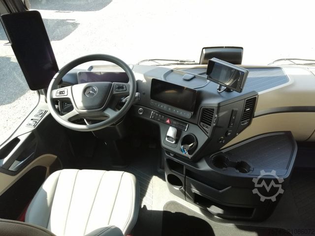 Viehtransporter LKW MERCEDES-BENZ Actros 2651 AKX  Pop-Out,  6 Pferde