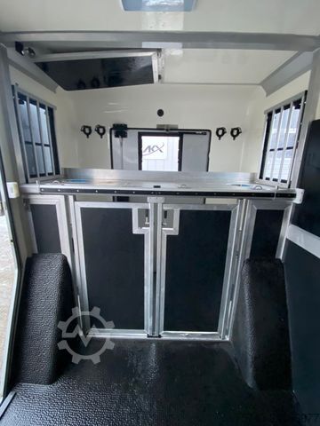 Viehtransporter OPEL Movano STX 5 Sitzer Standard