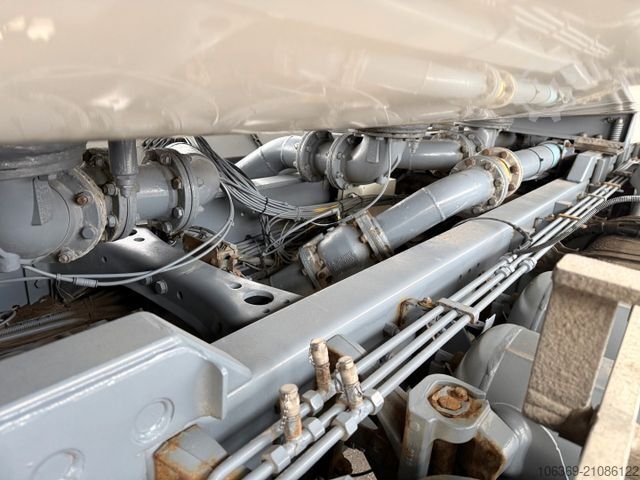 LKW mit Tankaufbau SCANIA G450 8x2*6 24.000 l. ADR Tank Euro 6