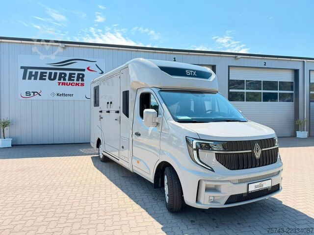 Livestock transporter RENAULT Master STX 5 Sitzer Haras ex. Lang Automatik