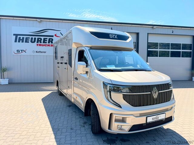 Livestock transporter RENAULT Master STX 5 Sitzer Haras ex. Lang Automatik