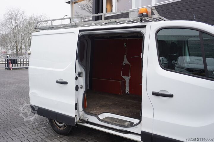 Kastenwagen Renault Trafic 2.0 dCi 120PK - EURO 6 - Airco - Navi - ...