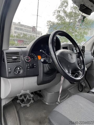 Minibus Mercedes-Benz Sprinter 519 CDI - 22 seats (516)