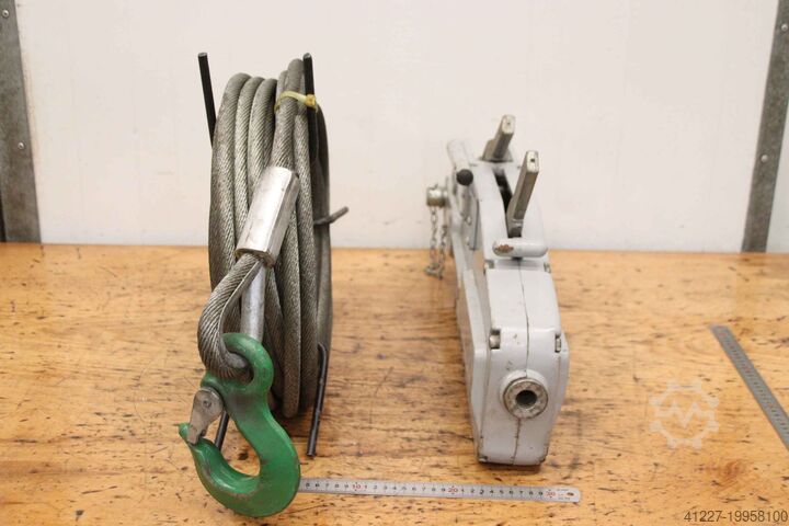 Mehrzweckzug 3200 kg McBull CSZ32BODY