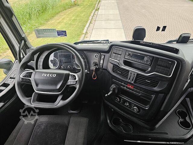Standard-SZM IVECO S-WAY AS440S49