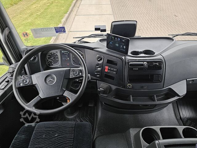 Suitcase MERCEDES-BENZ ATEGO 821 AIRCO LIFT SIDE DOOR