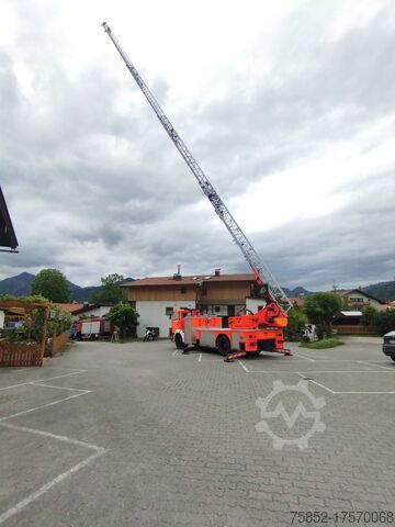 Fire engine Magirus Deutz 140-25 A DLK 23/12 Drehleiter Magirus