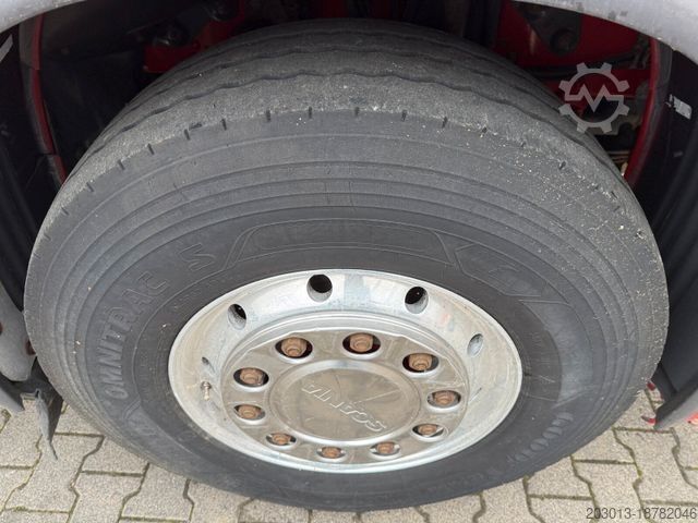 Logging truck SCANIA R560 6x4 Holztransport Kran LOGLIFT HIAB 140S79R