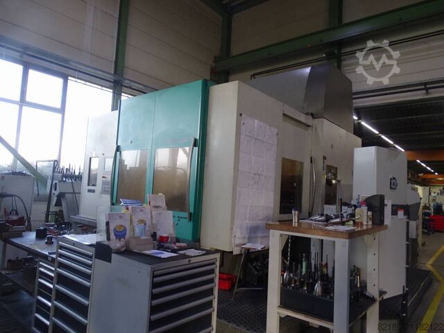 Universal machining center Deckel Maho DMU 200P