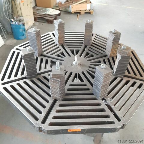 8-cornered clamping table MTI Unbekannt