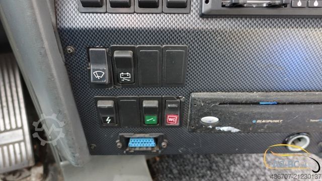 Reisebus VAN HOOL T917 ACRON 63 Sitze EURO 5