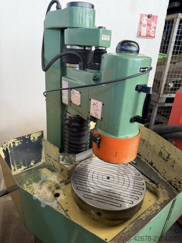 Rundtisch-Pendelschleifmaschine DELTA LC 400