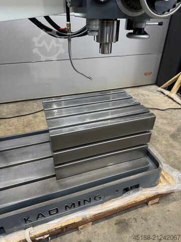 Radial drilling machine Kao Ming KMR-1250DH