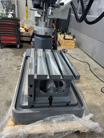 Radial drilling machine Kao Ming KMR-1250DH