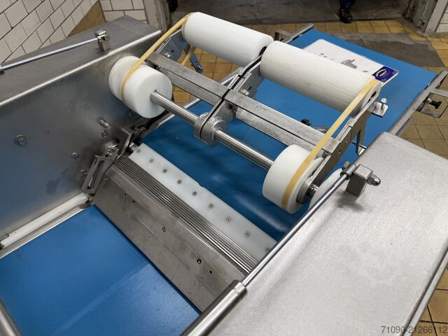 Fischverarbeitungsmaschine Uni-Food Technic V-1558