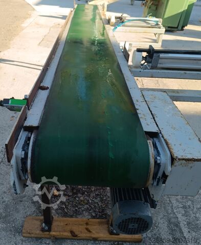 Belt conveyor  