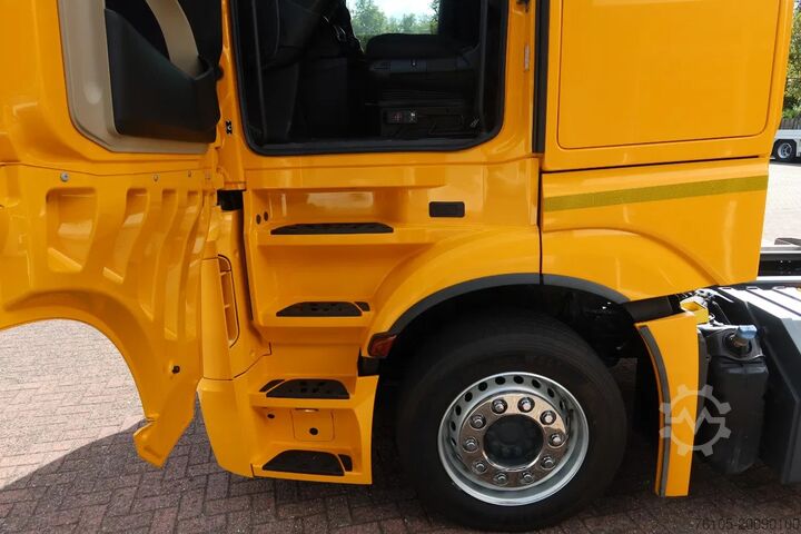 Fahrgestell mit Fahrerhaus Mercedes-Benz Actros 2642 LL Chassis Cabine Giga space