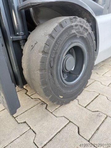 Elektro 3 Rad-Stapler Still RX50-16