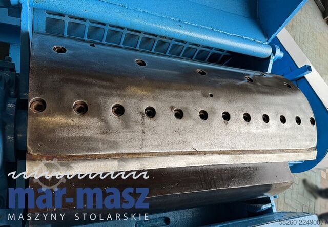 Wood Chipper Shredder KLOCKNER 900×180 HS 4 WT z przenośnikiem łańcuchowym typu redler