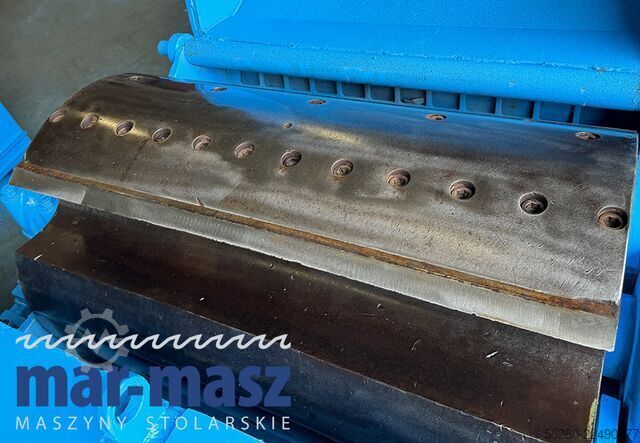 Wood Chipper Shredder KLOCKNER 900×180 HS 4 WT z przenośnikiem łańcuchowym typu redler
