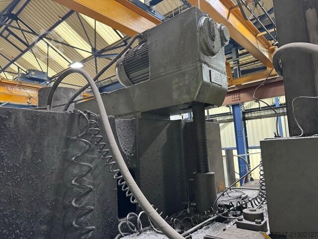 WEBSTER BENNETT 72 INCH Elevating Rail WEBSTER BENNETT 72 INCH Elevating Rail