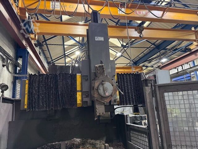 WEBSTER BENNETT 72 INCH Elevating Rail WEBSTER BENNETT 72 INCH Elevating Rail