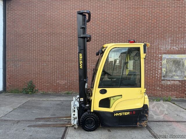 Electric 3-wheel forklift Hyster J1.5XNT MWB
