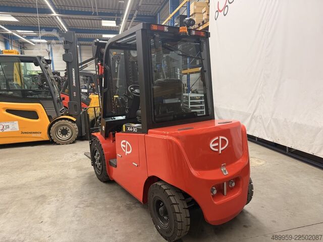 Elektro 4 Rad-Stapler EP EFL302X4