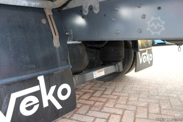 Refrigerated/freezer transport DAF LF 250 + CARRIER XARIOS 500 + 16T EURO 6 + PERF...