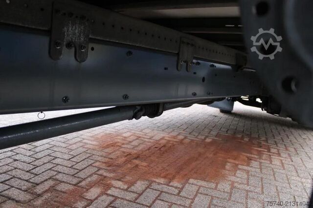 Refrigerated/freezer transport DAF LF 250 + CARRIER XARIOS 500 + 16T EURO 6 + PERF...