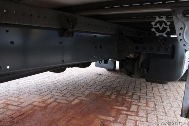 Refrigerated/freezer transport DAF LF 250 + CARRIER XARIOS 500 + 16T EURO 6 + PERF...