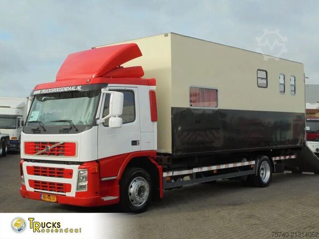 Horse transport Volvo FM 9.310 + Euro 5 + Manual + Horse transport