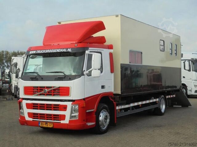 Horse transport Volvo FM 9.310 + Euro 5 + Manual + Horse transport
