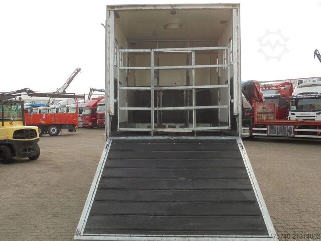 Horse transport Volvo FM 9.310 + Euro 5 + Manual + Horse transport