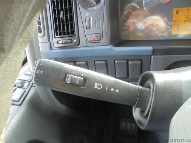 Horse transport Volvo FM 9.310 + Euro 5 + Manual + Horse transport