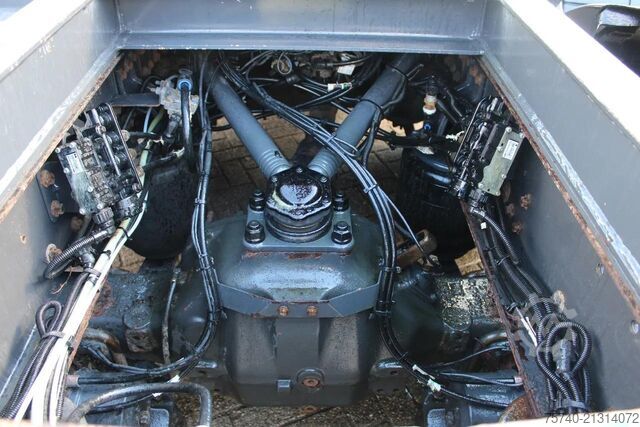 Standard tractor Volvo FH 16.540 + 6x4 EURO 5 + palfinger epsilon 30t/...