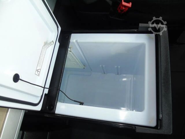 Standard tractor Mercedes-Benz Actros 1845 + RETARDER + EURO 6 + 2X IN STOCK