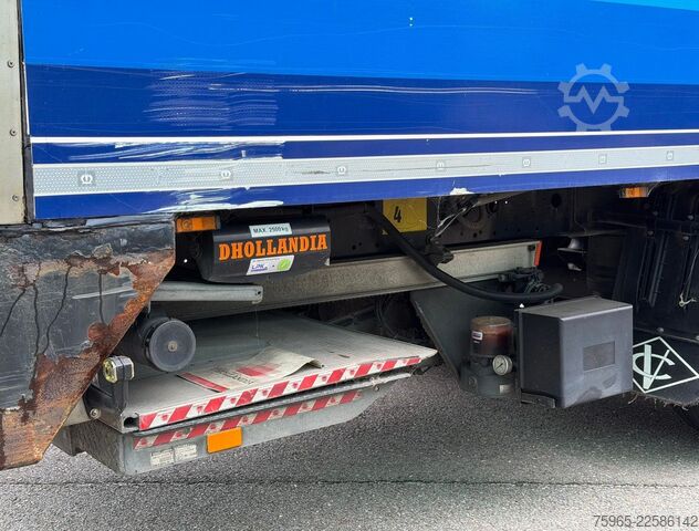 Kühlauflieger KRONE N/A SD ISOLATED BOX THERMO KING SLXi 300 LIFT AX