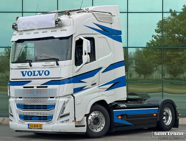 Standard SZM VOLVO FH 13.500 GLOBETROTTER ONLY 312.000 KM DYNAMIC S