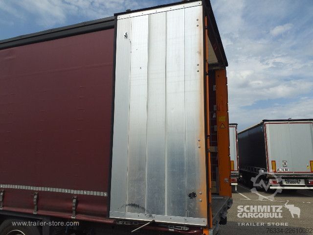 Auflieger mit Pritsche & Plane Schmitz Cargobull Semitrailer Curtainsider Standard Hayon