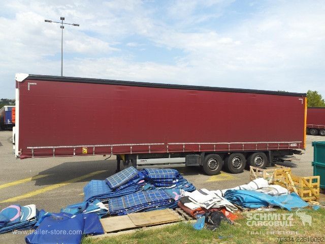 Auflieger mit Pritsche & Plane Schmitz Cargobull Semitrailer Curtainsider Standard Hayon
