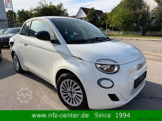 Van FIAT 500 e Red Paket Komfort Kamera PDC CARPLAY
