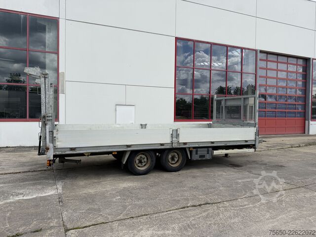 Commercial vehicle  tt  Tandemtieflader