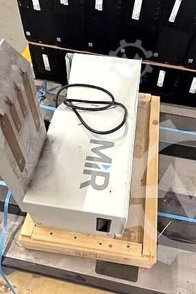 Mobile industrial robot Mobile Industrial Robots (MiR) MIR600 EU Pallet Lift