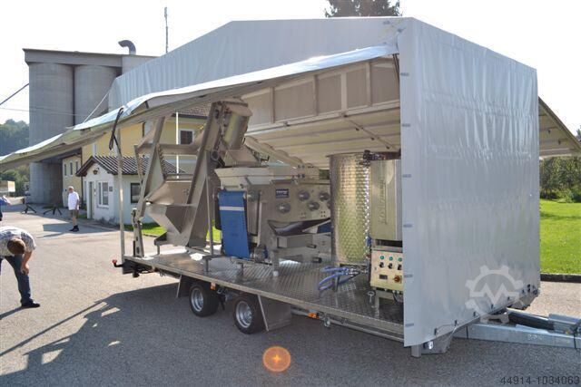 Mobile Fruchtsaftherstellungsanlage Kreuzmayr Maschinenbau