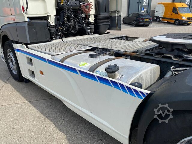 Standard-SZM DAF XF 106 530 / Retarder / Full Spoilers / Stand A...