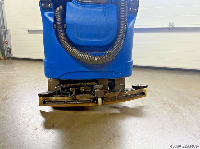 Aufsitz - Scheuersaugmaschine Nilfisk Alto Scrubtec R 253 B Combi