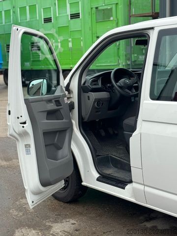 Minibus VOLKSWAGEN T6.1 Transporter Kombi lang 8 Sitzer Klima