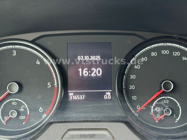 Minibus VOLKSWAGEN T6.1 Transporter Kombi lang 8 Sitzer Klima