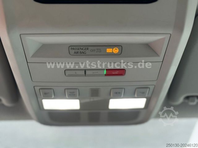 Minibus VOLKSWAGEN T6.1 Transporter Kombi lang 8 Sitzer Klima